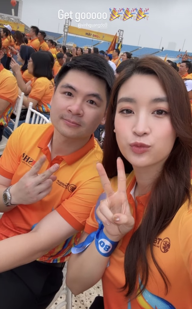 Hoa hậu Đỗ Mỹ Linh khoe visual cực đỉnh chấp cả cam thường, khoe ảnh đặc biệt với chồng chủ tịch CLB Hà Nội- Ảnh 1. Hoa hậu Đỗ Mỹ Linh khoe visual cực đỉnh chấp cả cam thường, khoe ảnh đặc biệt với chồng chủ tịch CLB Hà Nội- Ảnh 1.