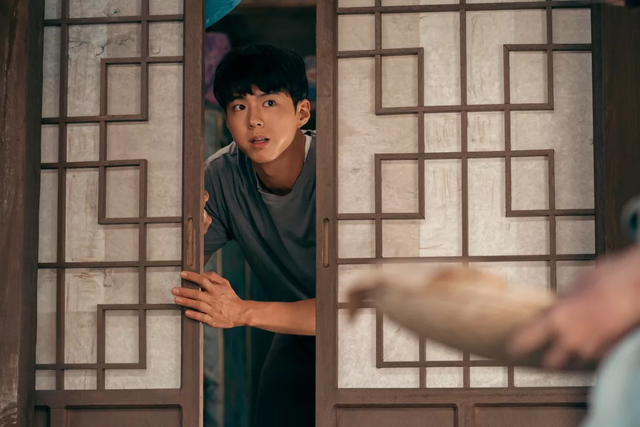 "Khi Cuộc Đời Cho Bạn Quả Quýt" gây phẫn nộ vì "bôi xấu" Park Bo Gum- Ảnh 1.