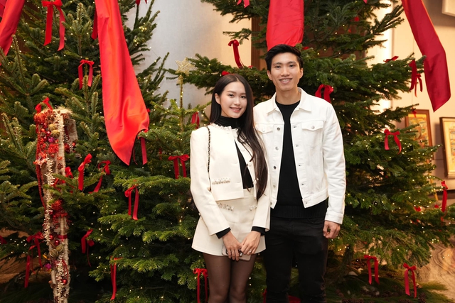 Doãn Hải My bất ngờ xuất hiện với gương mặt mộc, liệu có khác lúc trang điểm lên đồ sánh bước cùng Văn Hậu?- Ảnh 4.