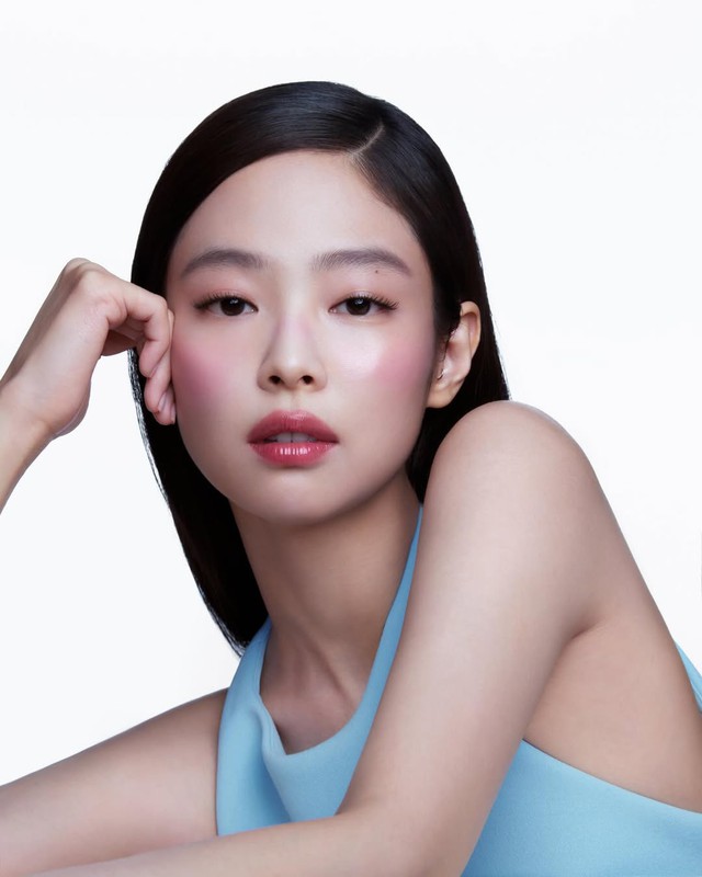 Jennie (BLACKPINK) bị cả MXH chỉ trích "vô cảm với thảm kịch tại quê hương"- Ảnh 2.