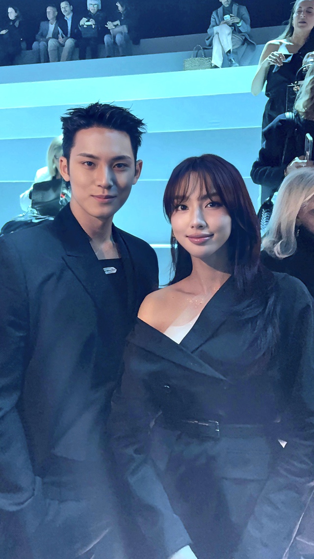 Trọn bộ ảnh nét căng Thuỳ Tiên bừng sáng tại sự kiện có Jisoo - Mingyu, nhan sắc và thần thái "tuyệt đối điện ảnh"- Ảnh 8. Trọn bộ ảnh nét căng Thuỳ Tiên bừng sáng tại sự kiện có Jisoo - Mingyu, nhan sắc và thần thái "tuyệt đối điện ảnh"- Ảnh 8.