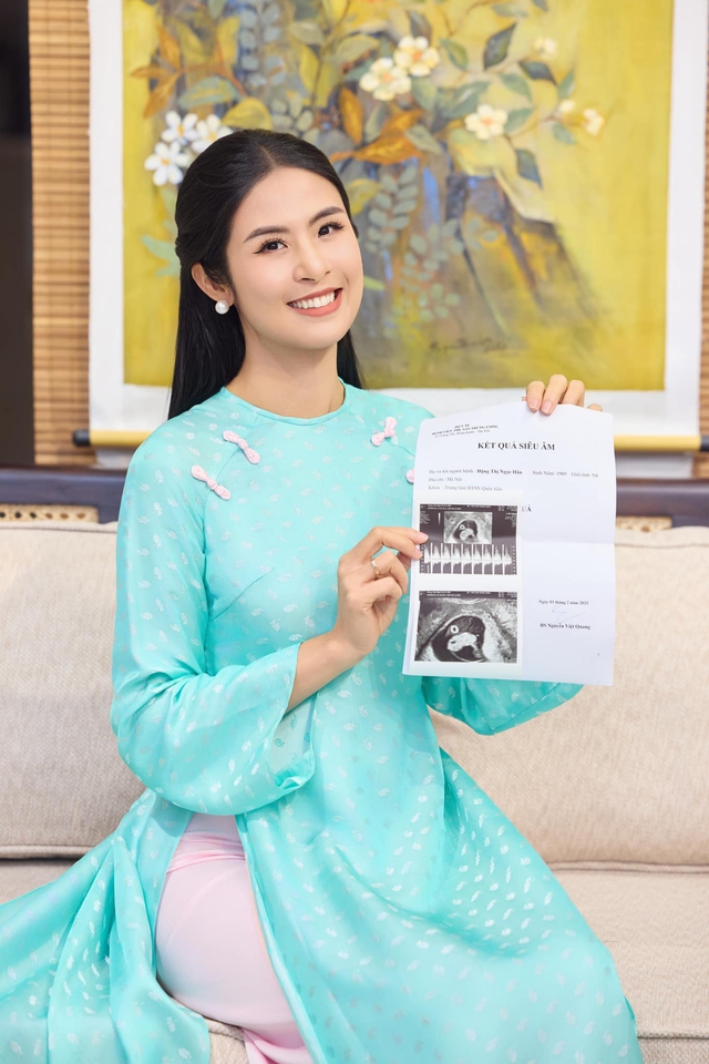 Hoa hậu Việt Nam mang thai ở tuổi 36: Nhiều lần thất bại vì tử cung lạnh, phát hiện tin vui lúc không ngờ tới- Ảnh 4. Hoa hậu Việt Nam mang thai ở tuổi 36: Nhiều lần thất bại vì tử cung lạnh, phát hiện tin vui lúc không ngờ tới- Ảnh 4.