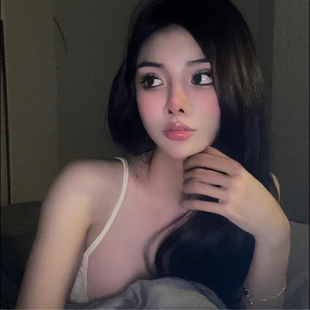 Hot girl Liên Quân hờ hững khoe vóc dáng gợi cảm, lên sóng lần nào là chấn động lần ấy!- Ảnh 4. Hot girl Liên Quân hờ hững khoe vóc dáng gợi cảm, lên sóng lần nào là chấn động lần ấy!- Ảnh 4.