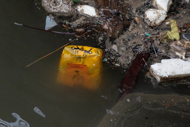 Ám ảnh giây phút cuối cùng trước khi trực thăng chở gia đình chủ tịch tập đoàn nổi tiếng lao xuống sông ở New York- Ảnh 3. Ám ảnh giây phút cuối cùng trước khi trực thăng chở gia đình chủ tịch tập đoàn nổi tiếng lao xuống sông ở New York- Ảnh 3.