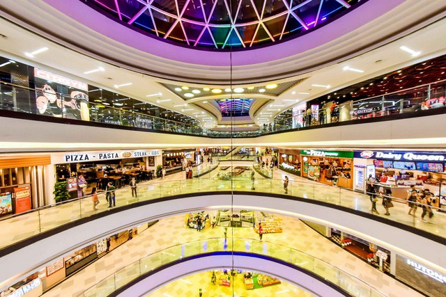 Lý do khiến Vạn Hạnh Mall "hút khách" và được giới trẻ yêu thích kể cả khi chưa có "tâm thư" gây bão- Ảnh 1. Lý do khiến Vạn Hạnh Mall "hút khách" và được giới trẻ yêu thích kể cả khi chưa có "tâm thư" gây bão- Ảnh 1.