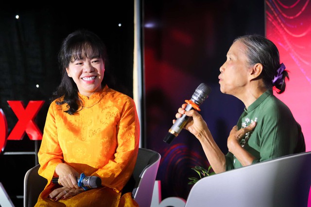 "Mục sở thị" chương trình CỰC HAY ở 1 ngôi trường TP.HCM: Khi học sinh "dám" đặt câu hỏi lớn về tình yêu, nỗi sợ- Ảnh 7. "Mục sở thị" chương trình CỰC HAY ở 1 ngôi trường TP.HCM: Khi học sinh "dám" đặt câu hỏi lớn về tình yêu, nỗi sợ- Ảnh 7.