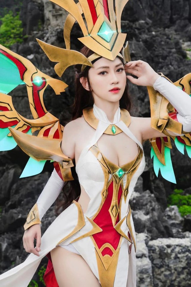 Từng sở hữu những màn cosplay game khiến fan nam điêu đứng, hot girl giờ đây chinh phục phim giờ vàng- Ảnh 5. Từng sở hữu những màn cosplay game khiến fan nam điêu đứng, hot girl giờ đây chinh phục phim giờ vàng- Ảnh 5.