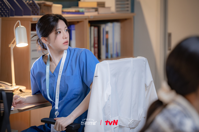 Phim Hàn mới chiếu đã khiến cõi mạng bùng nổ: Nữ chính xinh yêu như em bé, nhìn chỉ muốn bắt về nuôi- Ảnh 8.