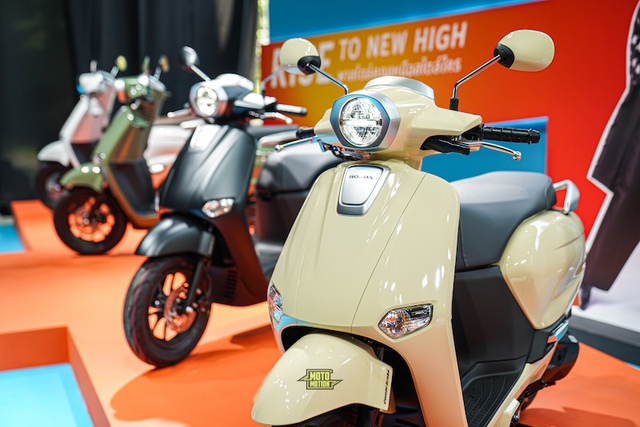 Xe tay ga Honda nhưng xịn như Vespa có gì đặc biệt?- Ảnh 4. Xe tay ga Honda nhưng xịn như Vespa có gì đặc biệt?- Ảnh 4.