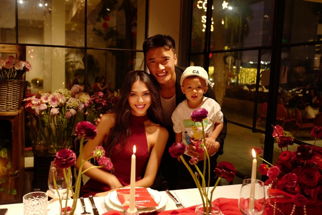 4 giây bóc trần nhan sắc và vóc dáng của vợ mẫu tây Bùi Tiến Dũng, không cần lên đồ vẫn chiếm trọn "spotlight"- Ảnh 5.