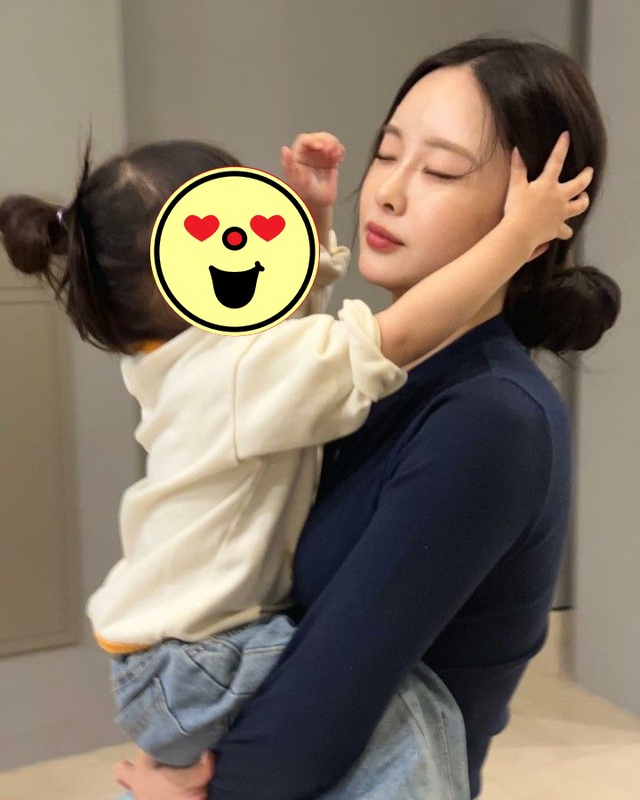 Tiền sữa hàng tháng cho con 