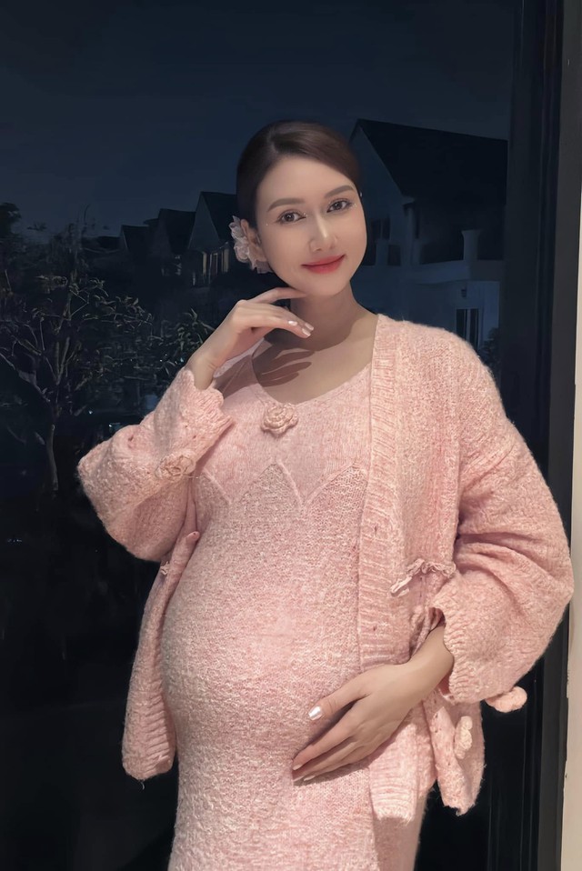 Diễn viên Việt mua phải bình sữa giả: Bức xúc tới mức 3 ngày không ngủ được, Diễn viên Việt mua phải bình sữa giả: Bức xúc tới mức 3 ngày không ngủ được,