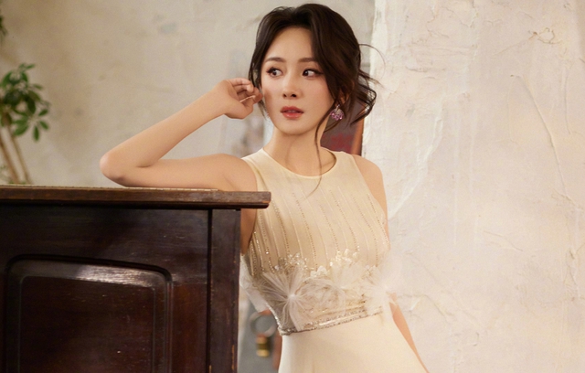 Minh tinh hạng A diễn dở tới mức đạo diễn phải quay lại 95%: "Ước gì tôi cho cô ta đóng vai câm"- Ảnh 3.