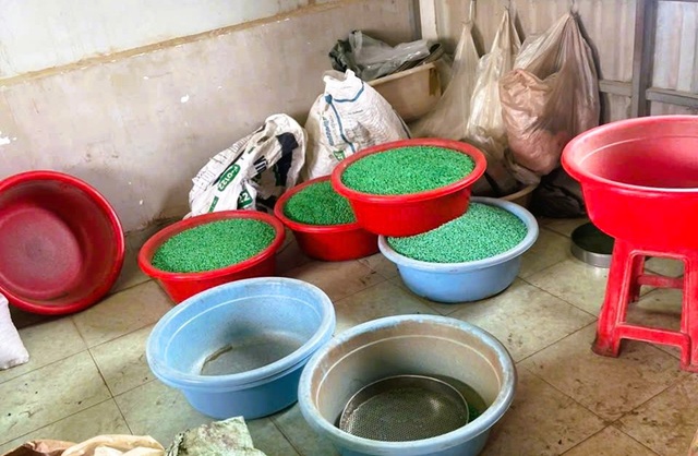 Diễn viên Việt bức xúc vì người thân uống phải thuốc giả: Bị suy đa tạng, phải chạy thận gấp lúc nửa đêm- Ảnh 4. Diễn viên Việt bức xúc vì người thân uống phải thuốc giả: Bị suy đa tạng, phải chạy thận gấp lúc nửa đêm- Ảnh 4.