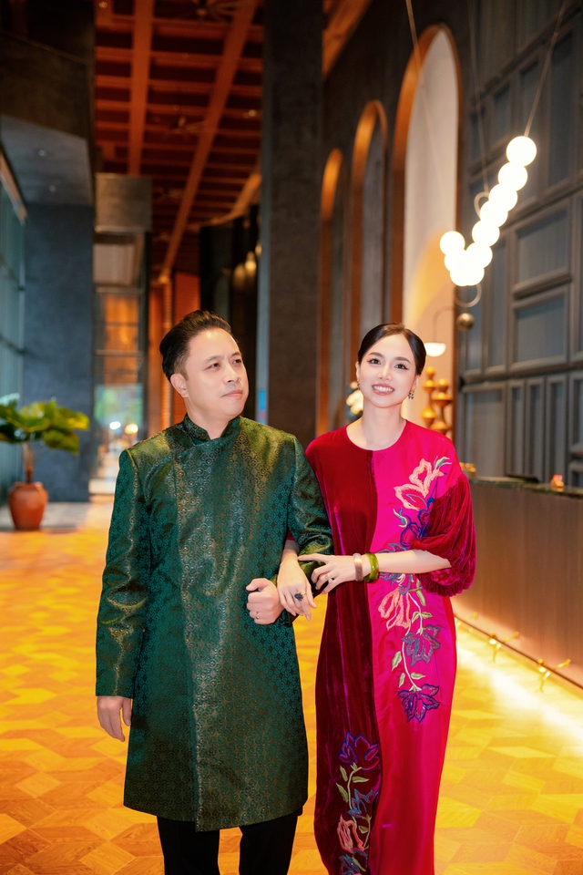 Chạm ngưỡng 40, Đinh Ngọc Diệp khiến nhiều người xuýt xoa khi đọ sắc bên đàn em kém gần 10 tuổi- Ảnh 3.