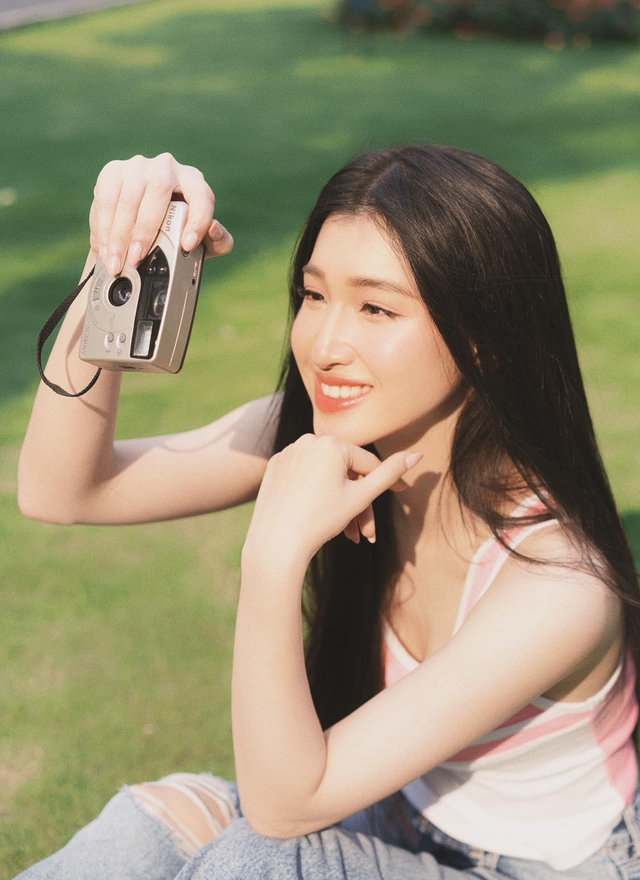 Visual xinh như "tiên tử" của Á hậu Phương Nhi trước khi lấy chồng thiếu gia- Ảnh 9. Visual xinh như "tiên tử" của Á hậu Phương Nhi trước khi lấy chồng thiếu gia- Ảnh 9.
