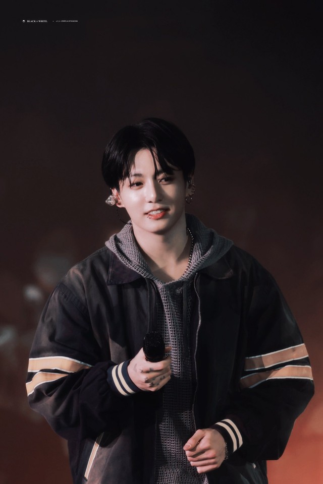 Người “thống trị” Spotify Việt Nam: Không phải Sơn Tùng hay HIEUTHUHAI, 18 tháng ngưng hoạt động vẫn “out trình”- Ảnh 7. Người “thống trị” Spotify Việt Nam: Không phải Sơn Tùng hay HIEUTHUHAI, 18 tháng ngưng hoạt động vẫn “out trình”- Ảnh 7.