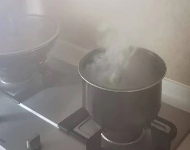 7 sai lầm "cháy nhà chết người" trong bếp, bỏ ngay kẻo ân hận cả cuộc đời!- Ảnh 7.
