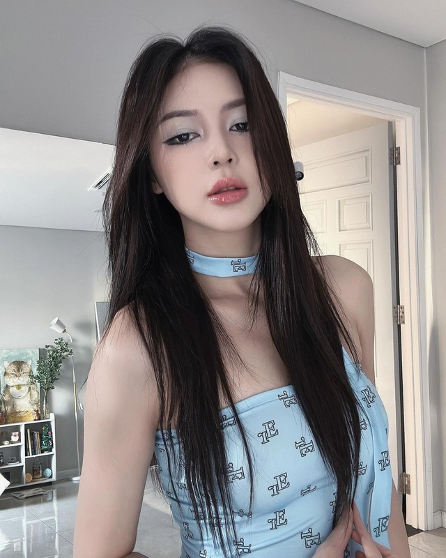 Chỉ một khoảnh khắc khoe đôi chân "AI", hot girl khiến fan nam điêu đứng- Ảnh 6.