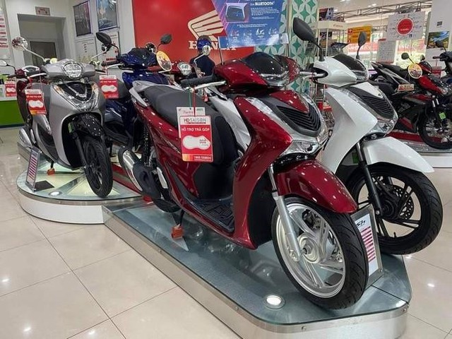 Giá xe máy Honda giảm mạnh dịp 30/4 - 1/5: SH, Vision về dưới mức đề xuất, một mẫu giảm đến 18 triệu đồng- Ảnh 3.