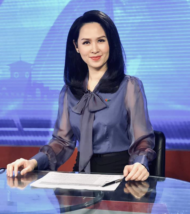 Nữ MC VTV nhận được sự tán thưởng vì có màn xử lý tinh tế ở lễ diễu binh 30/4 là ai?- Ảnh 7.