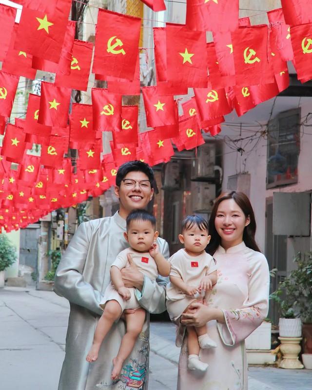 30/4 - Hà Nội, một ngày bình yên và đầy tự hào- Ảnh 11.