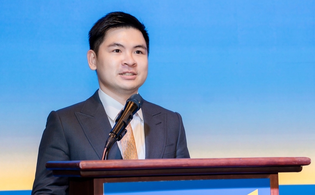 Đỗ Vinh Quang - Đỗ Mỹ Linh: Cặp đôi mạnh nhất làng bóng đá, chồng giữ 2 chức Chủ tịch, vợ cũng làm "sếp to"- Ảnh 1.