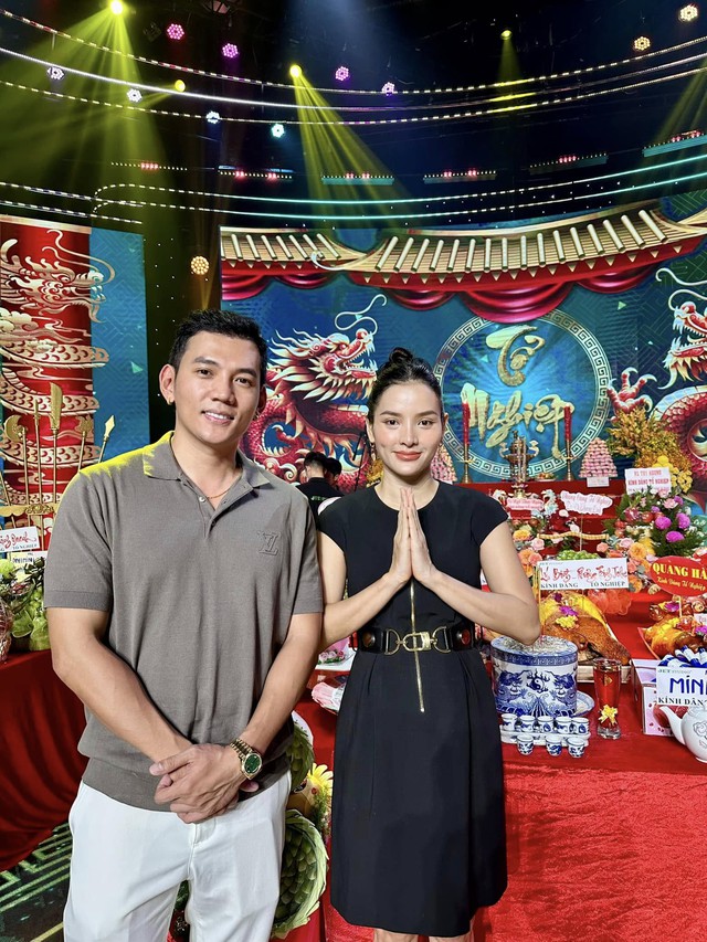 Sao nam Vbiz tố 1 trường quốc tế: Đột ngột báo đóng cửa rồi không hoàn tiền, phản hồi từ BGH gây bức xúc- Ảnh 3. Sao nam Vbiz tố 1 trường quốc tế: Đột ngột báo đóng cửa rồi không hoàn tiền, phản hồi từ BGH gây bức xúc- Ảnh 3.