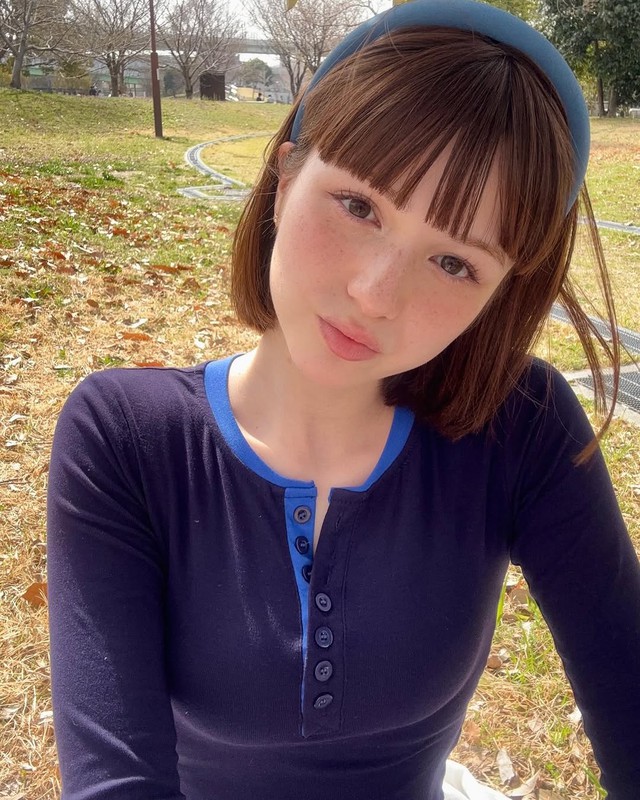 Xuất hiện song trùng của "hot girl có gương mặt đẹp nhất Việt Nam"- Ảnh 7. Xuất hiện song trùng của "hot girl có gương mặt đẹp nhất Việt Nam"- Ảnh 7.