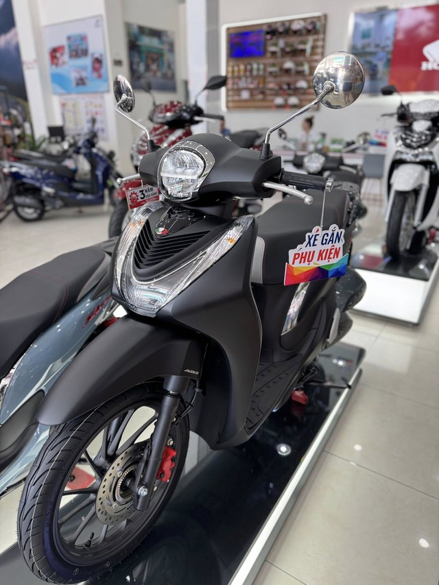 Bảng giá xe máy Honda SH Mode mới nhất tháng 4/2025- Ảnh 1.
