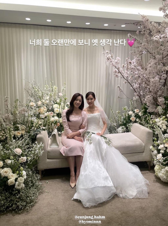 Hôn lễ Hyomin (T-ara) hoá đại hội tái hợp, một nam thần khoe giọng ca ngọt ngào “quên lối về”- Ảnh 8.