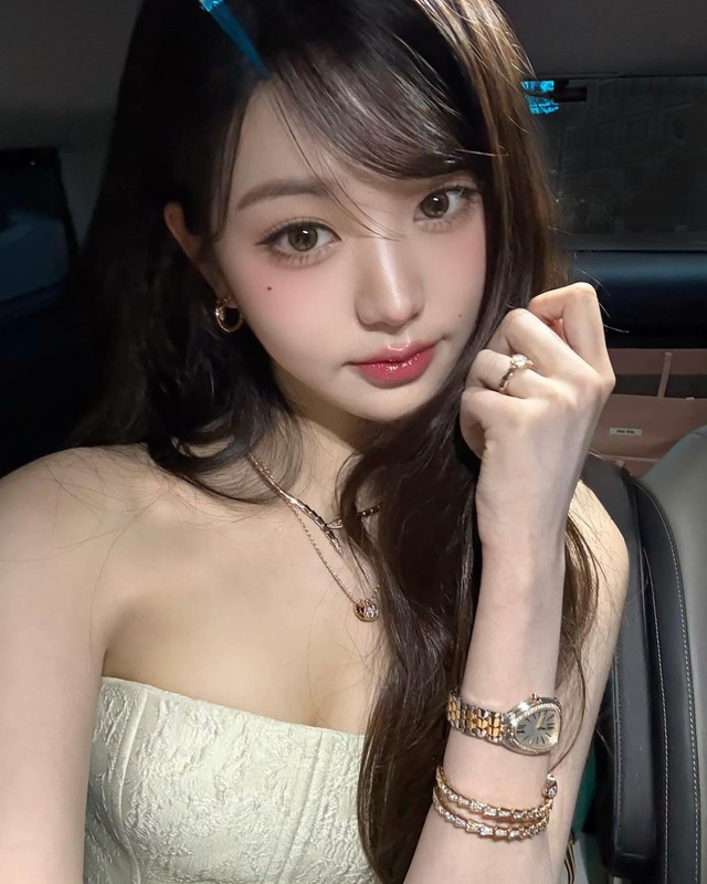 Mỹ nữ giọng hát lẫn nhan sắc đều vượt trội nhưng luôn lu mờ trước “công chúa Kpop”- Ảnh 4.