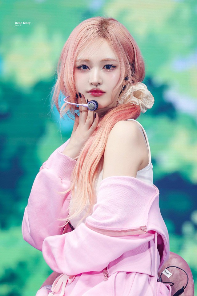 Mỹ nữ giọng hát lẫn nhan sắc đều vượt trội nhưng luôn lu mờ trước “công chúa Kpop”- Ảnh 8.