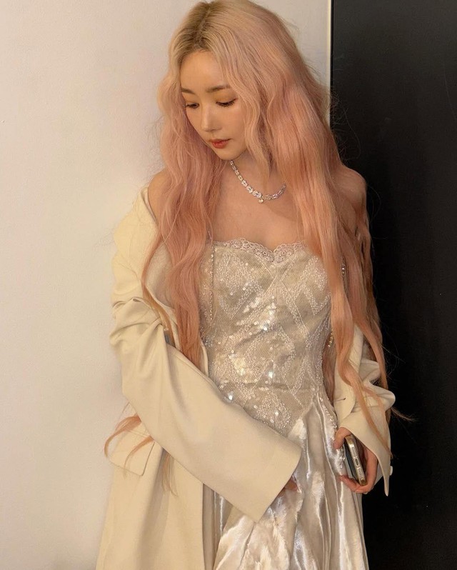 Nhan sắc đẹp chấn động của Park Min Young, công chúa tóc mây có thật ngoài đời!- Ảnh 4. Nhan sắc đẹp chấn động của Park Min Young, công chúa tóc mây có thật ngoài đời!- Ảnh 4.