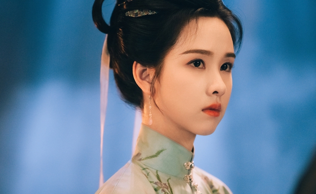 Mỹ nhân đẹp nhất Trung Quốc hiện tại: Nhan sắc tuyệt đỉnh không tả nổi, xé sách bước ra mê hoặc 9 triệu người- Ảnh 2.