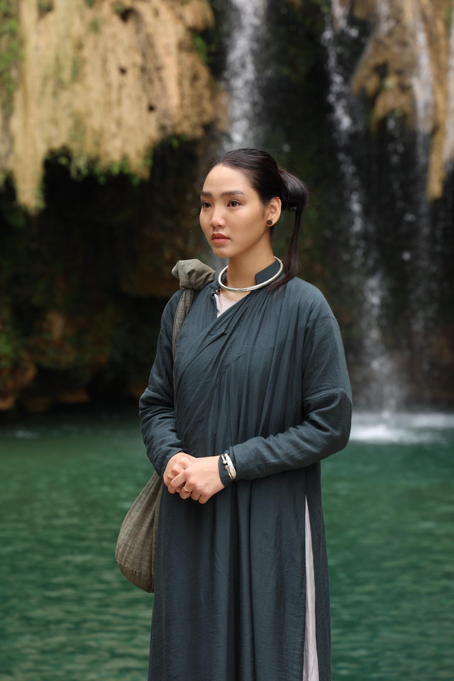 Mỹ nhân cổ trang Việt đẹp nhất hiện tại: 7 tuổi đã cực đắt show, 17 tuổi có ngay bom tấn siêu khủng- Ảnh 3.