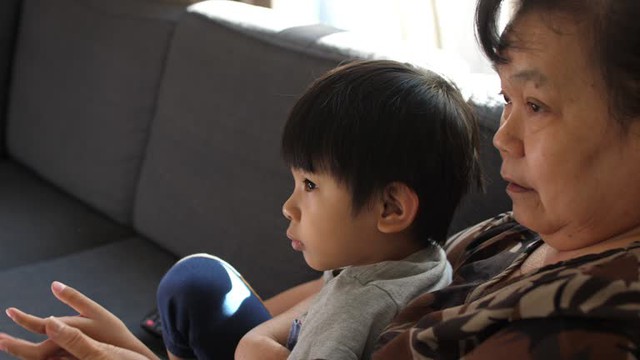 5 kiểu “người thân độc hại” mà bạn có thể thấy rõ sau khi trở thành mẹ: Kiểu thứ 4 đang hủy hoại trẻ- Ảnh 1.