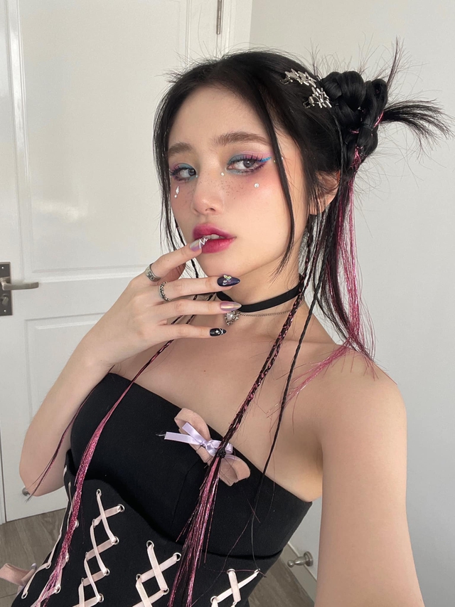 Nữ streamer nhà giàu bất ngờ chia sẻ tình trạng bất ổn- Ảnh 9.