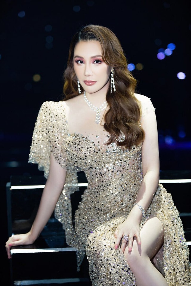 Hồ Quỳnh Hương cưới chồng ở tuổi 45: Thông tin cực hiếm về ông xã bí ẩn - Ảnh 4.