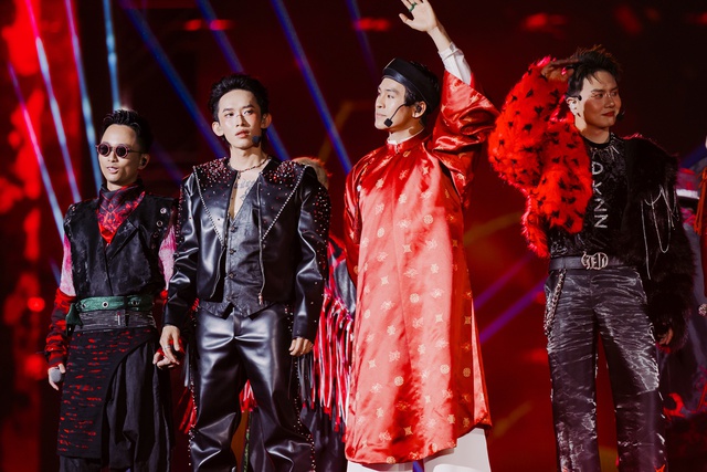 Phim Việt mới chiếu nửa ngày đã đánh bại cả Lý Hải và Victor Vũ, chiếm top 1 phòng vé khiến ai cũng choáng- Ảnh 5. Phim Việt mới chiếu nửa ngày đã đánh bại cả Lý Hải và Victor Vũ, chiếm top 1 phòng vé khiến ai cũng choáng- Ảnh 5.