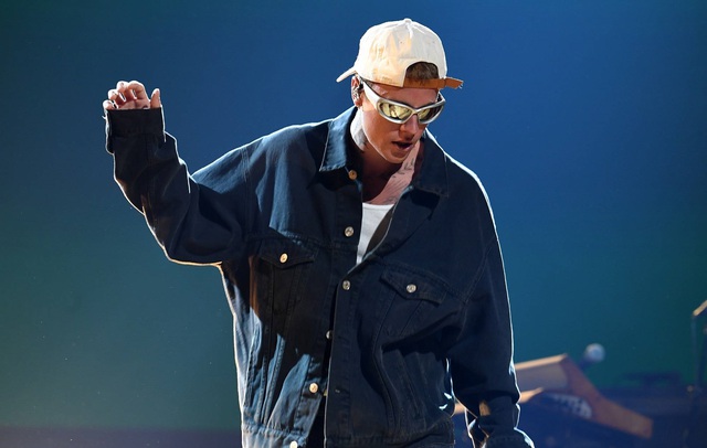 Vén màn âm mưu khiến siêu sao nhạc pop lâm cảnh khốn cùng: Sụp đổ vì 5000 tỷ, ai là kẻ "giật dây"?- Ảnh 5. Vén màn âm mưu khiến siêu sao nhạc pop lâm cảnh khốn cùng: Sụp đổ vì 5000 tỷ, ai là kẻ "giật dây"?- Ảnh 5.