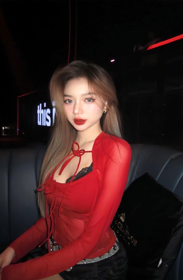 Nữ streamer xinh đẹp chưa thể bình yên sau sóng gió?- Ảnh 1.
