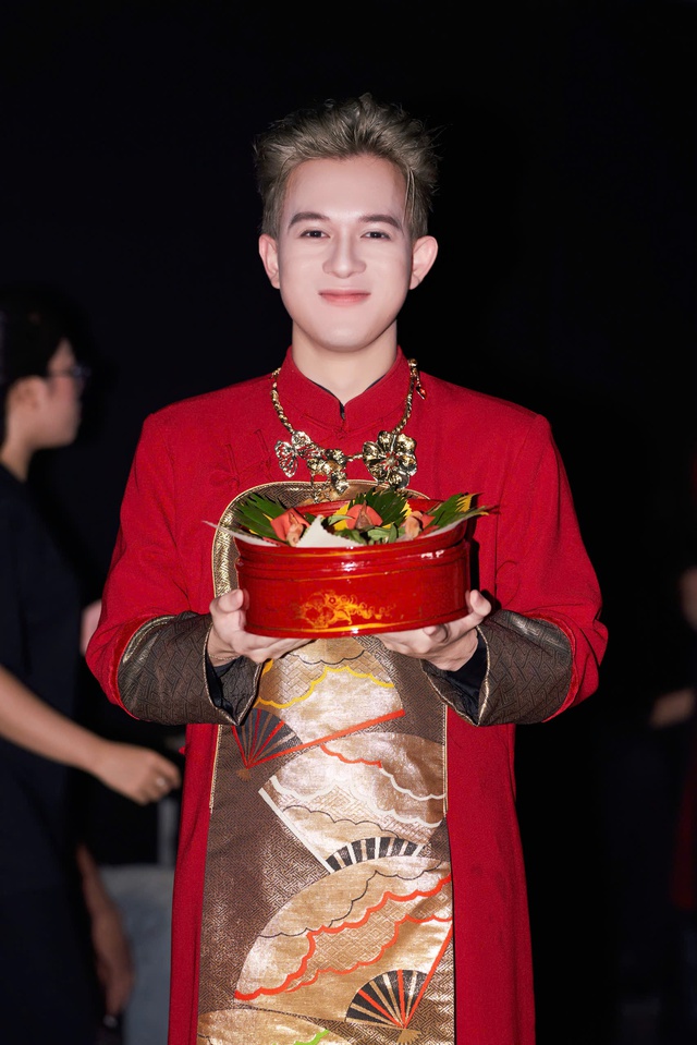 Nguyễn Quang Anh "chơi lớn" với đàn nguyệt, ghi điểm tuyệt đối tại "Điểm hẹn Tài năng"- Ảnh 3.