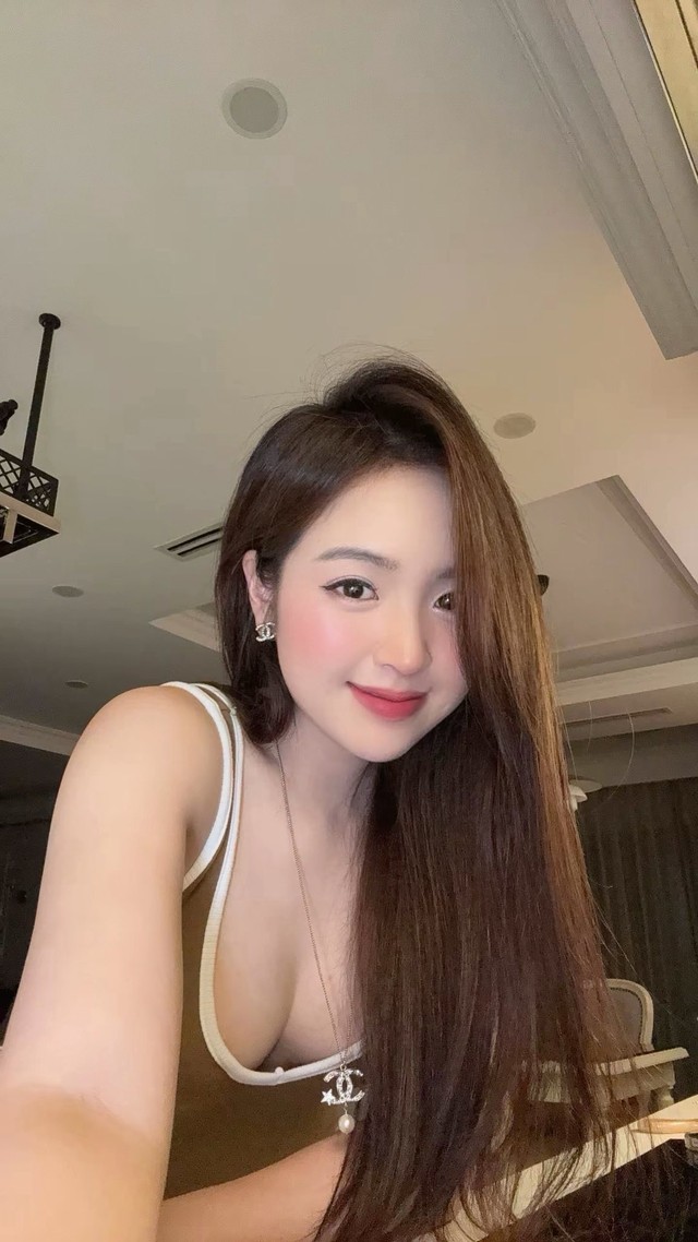 Hot girl bất ngờ hút cả vạn tương tác, lượt like gấp 3 lần nhờ bộ ảnh nóng bỏng- Ảnh 6. Hot girl bất ngờ hút cả vạn tương tác, lượt like gấp 3 lần nhờ bộ ảnh nóng bỏng- Ảnh 6.
