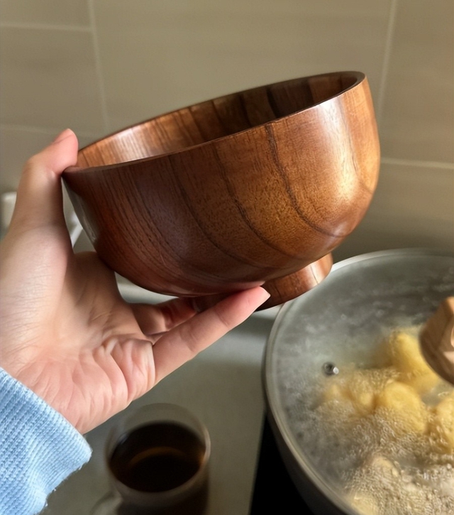 Bác sĩ chỉ đích danh 5 loại bát là "gián điệp" kéo sức khỏe cả nhà đi xuống, dùng lâu coi chừng tổn thọ- Ảnh 2.