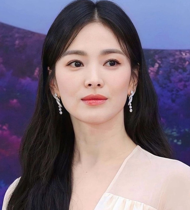 Tuổi 15 đáng nhớ của Song Hye Kyo: Đóng vai không tên lướt qua màn ảnh, có ai ngờ 30 năm sau làm "nữ hoàng"- Ảnh 3.