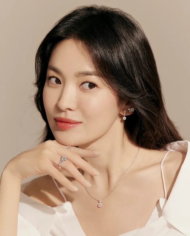 Tuổi 15 đáng nhớ của Song Hye Kyo: Đóng vai không tên lướt qua màn ảnh, có ai ngờ 30 năm sau làm "nữ hoàng"- Ảnh 4.