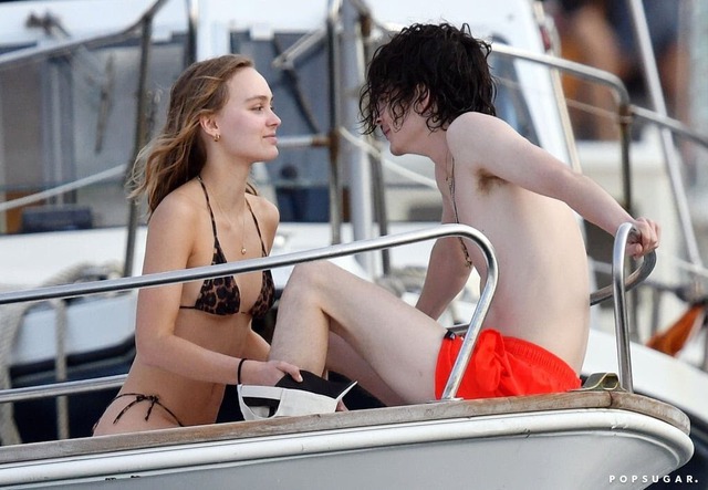 Màn đụng mặt tình cũ "khét" nhất đầu tháng 5: Timothée Chalamet và Lily-Rose Depp "tái ngộ" cùng "người mới"- Ảnh 10.