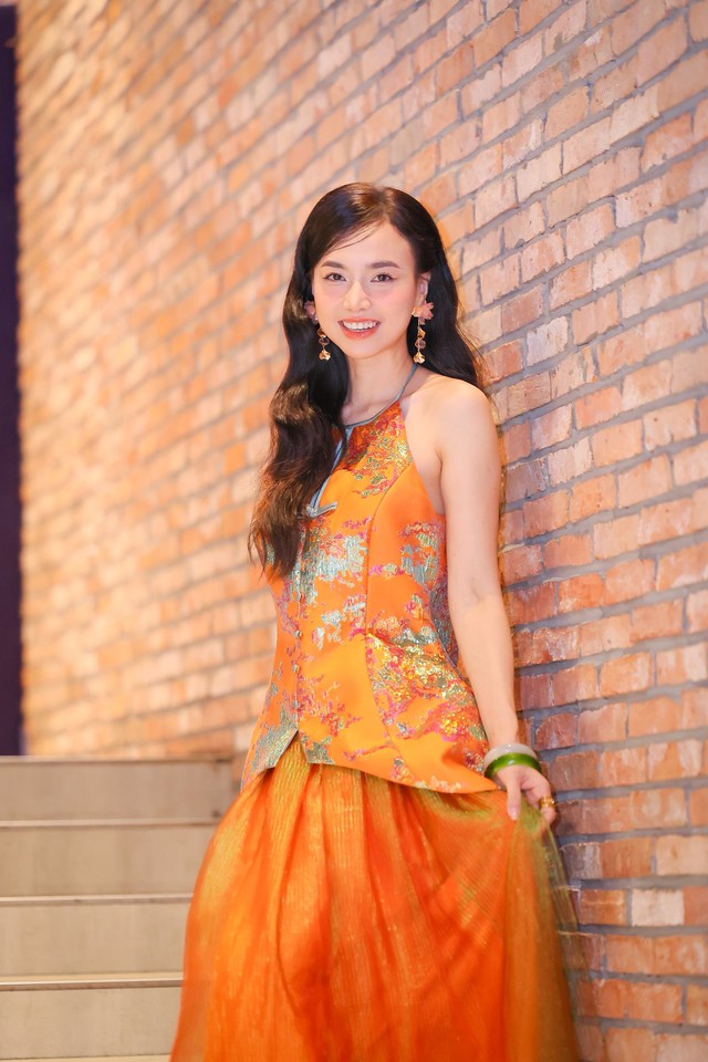 Mỹ nhân Vbiz từng ngang hàng với Tăng Thanh Hà: Chồng là đạo diễn 100 tỷ, học vấn mới đáng nể- Ảnh 4.