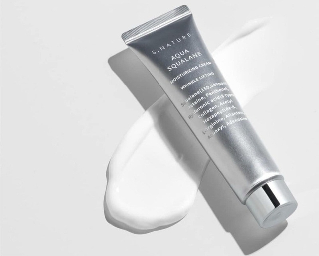 Gái châu Á "lùng sục" Olive Young để mua 5 kem dưỡng best seller, chắc nịch: Dùng là nghiện!- Ảnh 5. Gái châu Á "lùng sục" Olive Young để mua 5 kem dưỡng best seller, chắc nịch: Dùng là nghiện!- Ảnh 5.